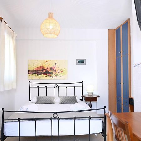 Oneiro Rooms Kythnos Kanala Exterior foto