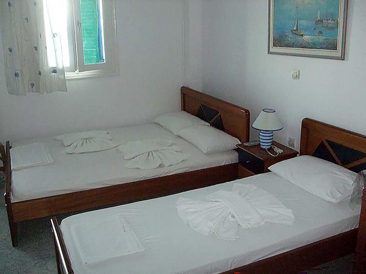 Oneiro Rooms Kythnos Kanala Cameră foto
