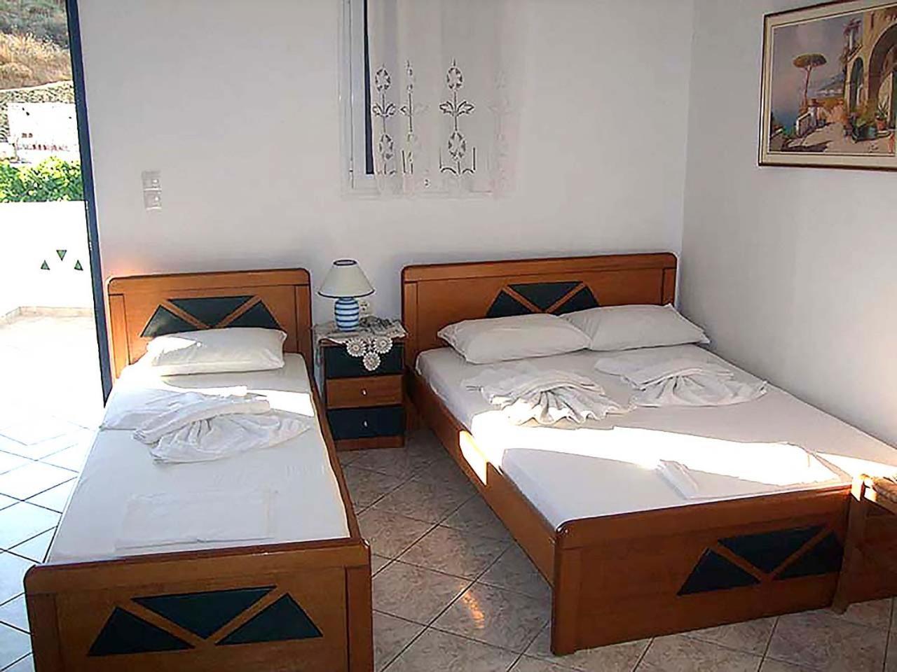 Oneiro Rooms Kythnos Kanala Cameră foto